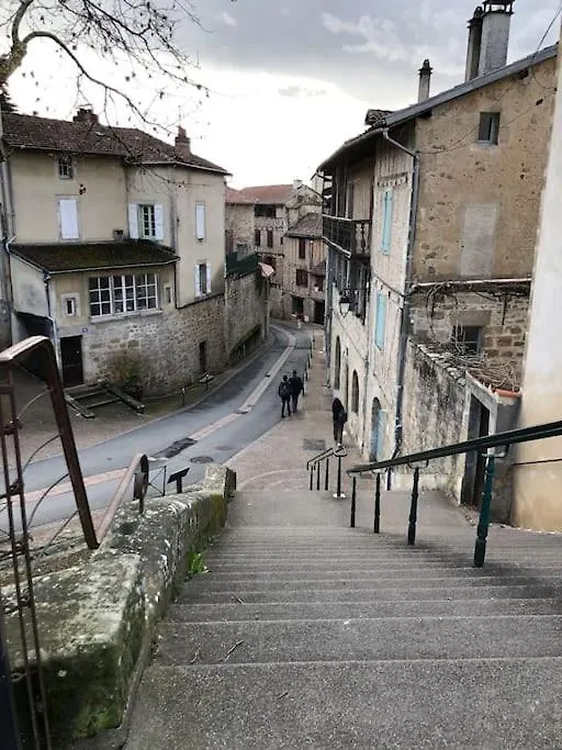 Chez Sophie Et Gege. Maison De Ville, Deux Chambres, De Plain-Pied Figeac
